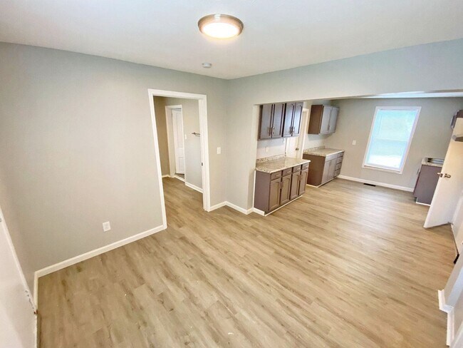 Building Photo - Home on Market