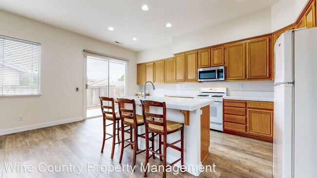 Building Photo - 4 br, 2 bath House - 2018 Lone Star Court
