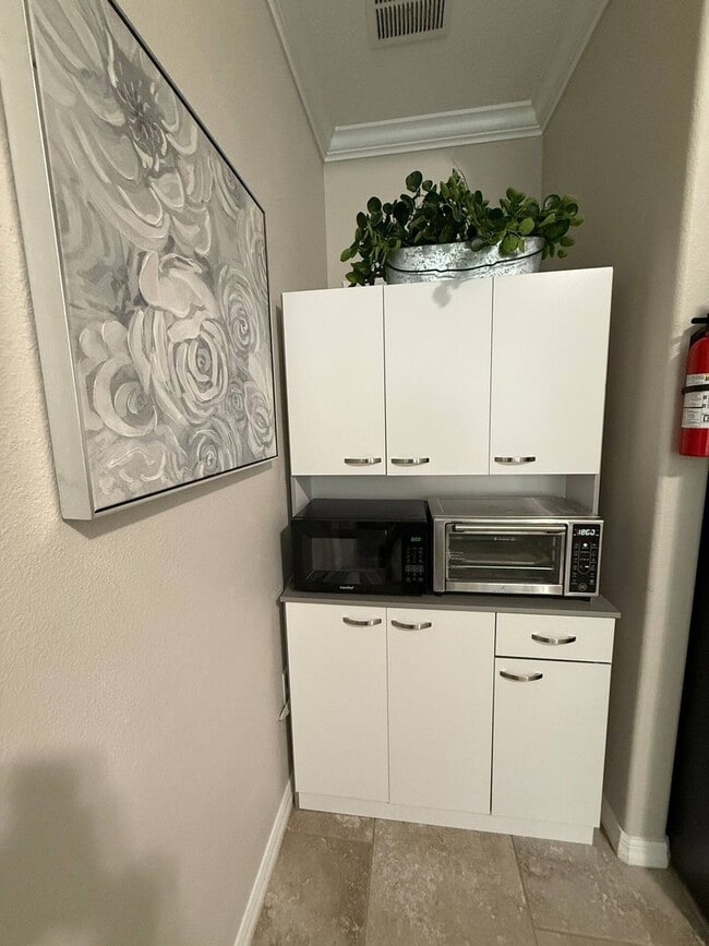 Building Photo - Furnished 1-Bedroom Apartment in Kindred – Kissimmee, FL 34744