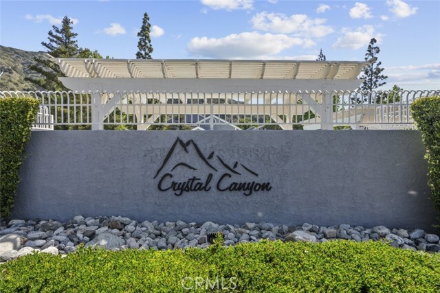 Building Photo - 225 Evergreen Ct