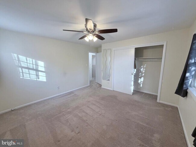 Building Photo - 4207 15th St N