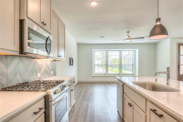Building Photo - 8603 Dynasty Ln