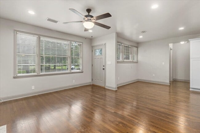 Building Photo - 1273 Lechlade Cir