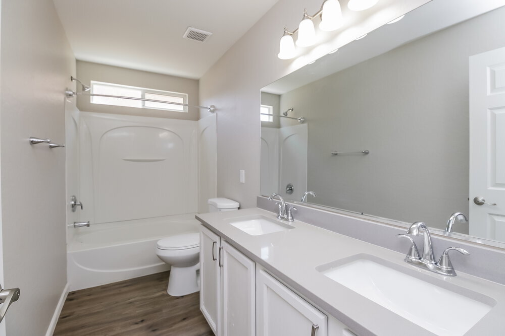 Building Photo - 4665 E Pinto Valley Rd