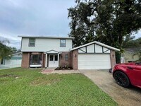 Building Photo - 3322 Briarwood Ln