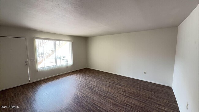 Building Photo - 4418 N 53rd Ln