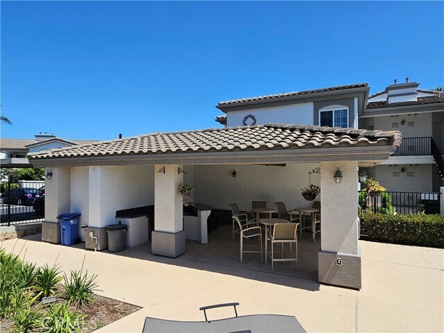 Building Photo - 2723 Lake Pointe Dr