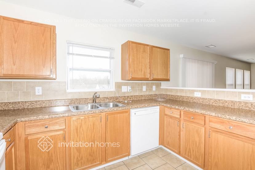 Building Photo - 1536 April Knoll Ct