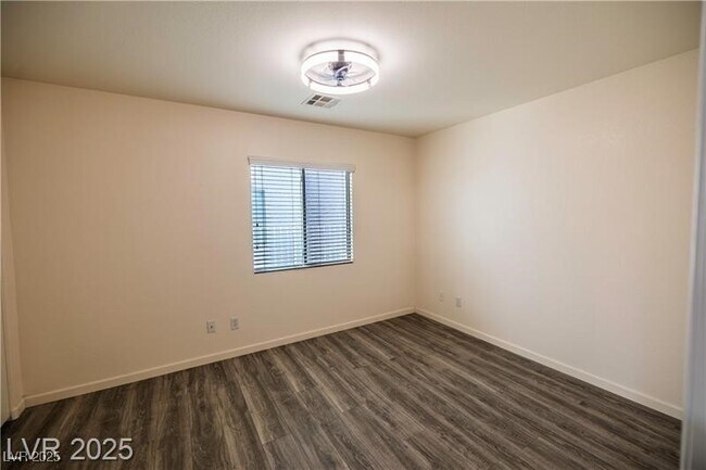 Building Photo - 4720 Painted Hills St