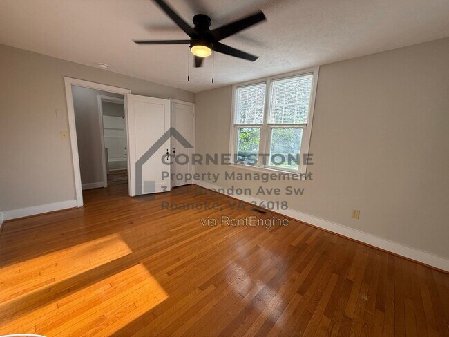 Building Photo - 353 Highland Ave SW