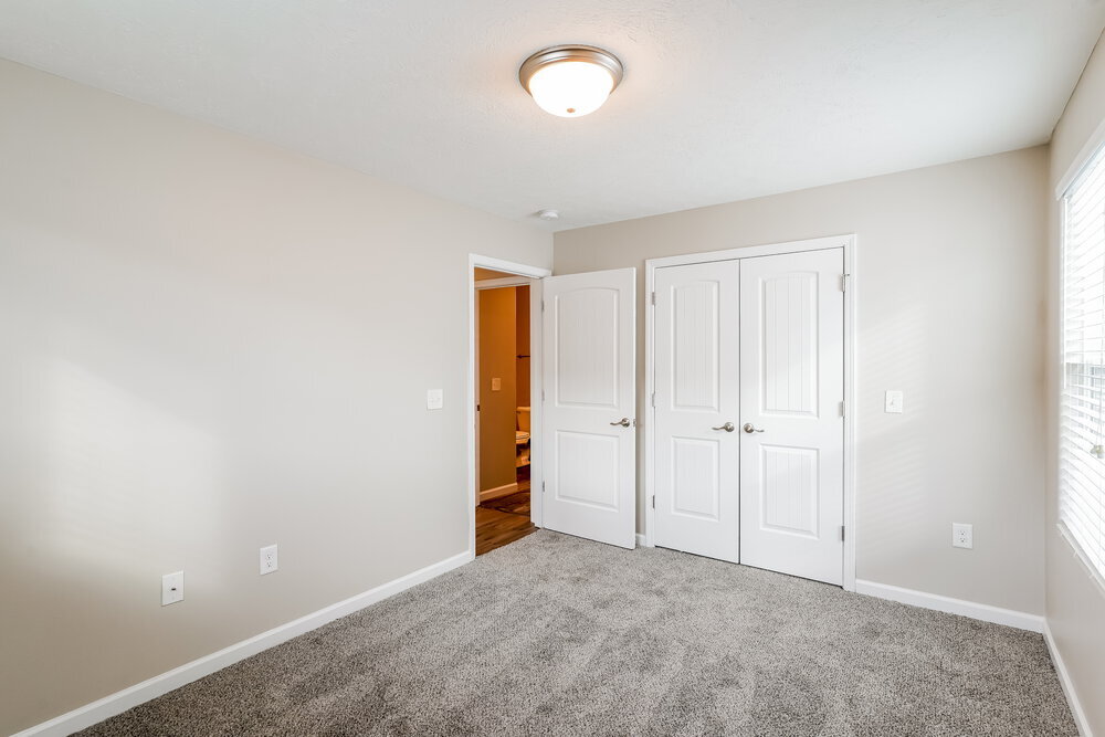 Building Photo - 1626 Sunray Dr