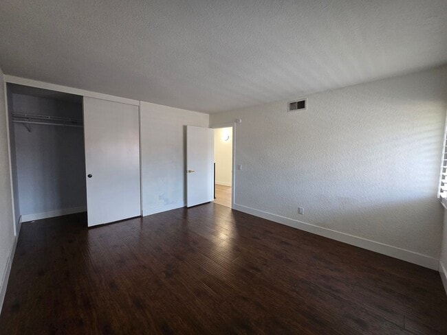 Building Photo - 7061 Seville Way