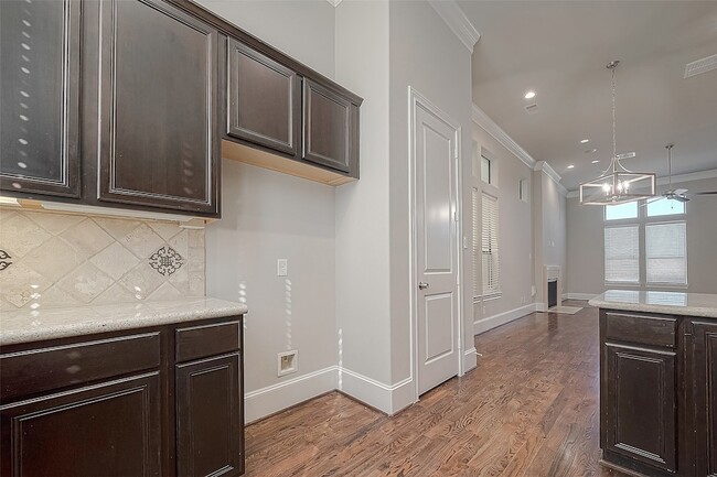 Building Photo - 2634 Texas St