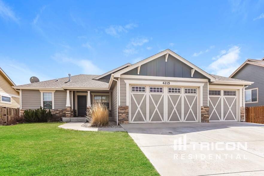 Primary Photo - 4215 Woodlake Ln