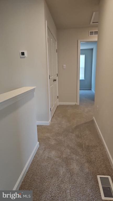 Building Photo - 18 Elliot Ln