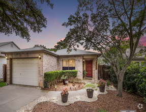 Building Photo - 13023 Chimney Oak Dr