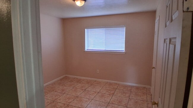 Building Photo - 4315 Baneway Dr