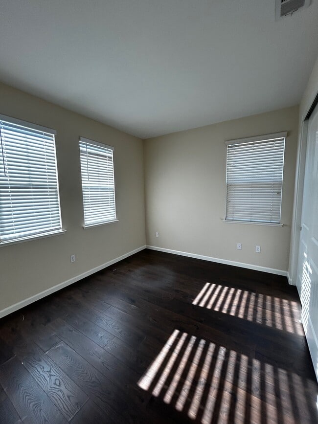 Building Photo - 2155 Bolero Dr
