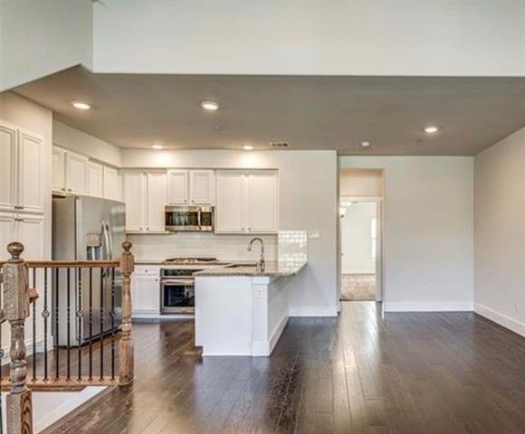 Building Photo - 2406 Magalia Ln