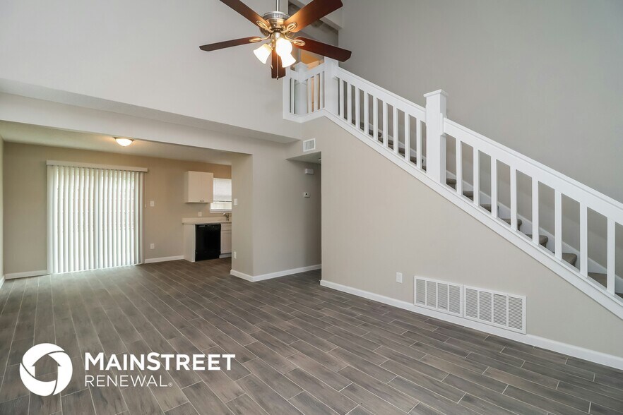 Building Photo - 1516 Lincolnshire Way