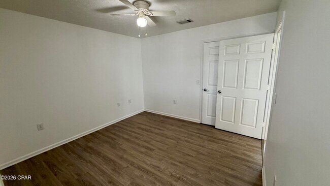 Building Photo - 9117 Laird St