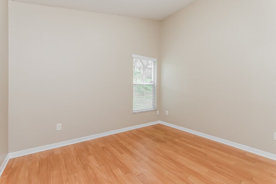 Building Photo - 10500 Mira Lago Ln