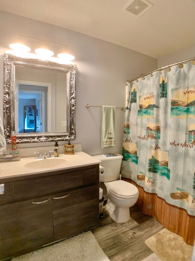 Building Photo - 4069 Challis Dr