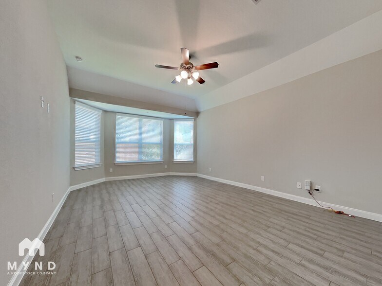 Building Photo - 24622 Windmill Canyon Ln