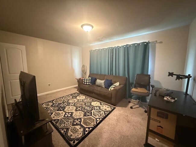 Building Photo - 7712 Windstone Dr