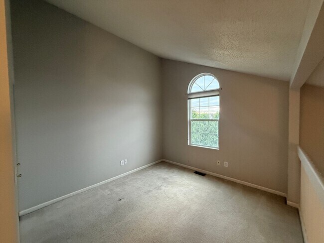 Building Photo - Condo for Rent by Capital Property Management