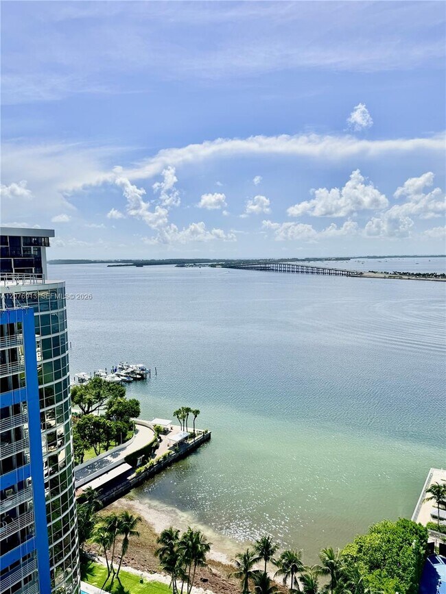 Building Photo - 2101 Brickell Ave