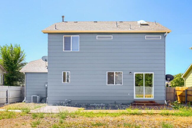 Building Photo - 5632 Marabou Way