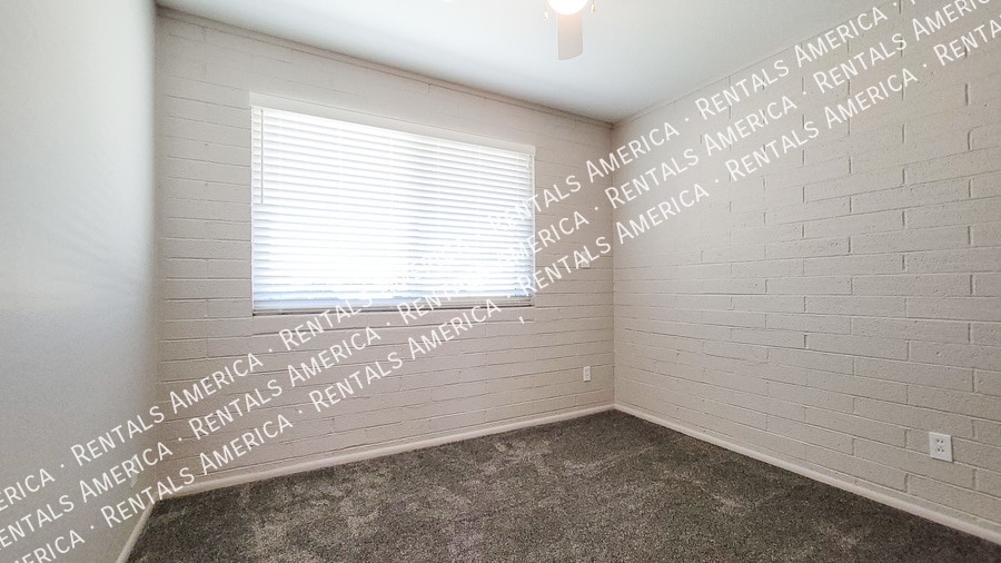 Building Photo - 11633 N Desert Hills Dr W