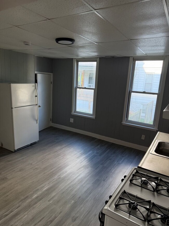 Building Photo - 3011 Garrison Blvd