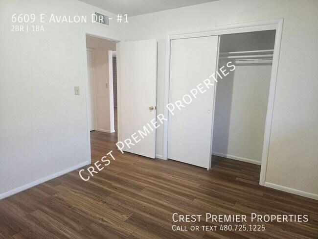 Building Photo - 6609 E Avalon Dr