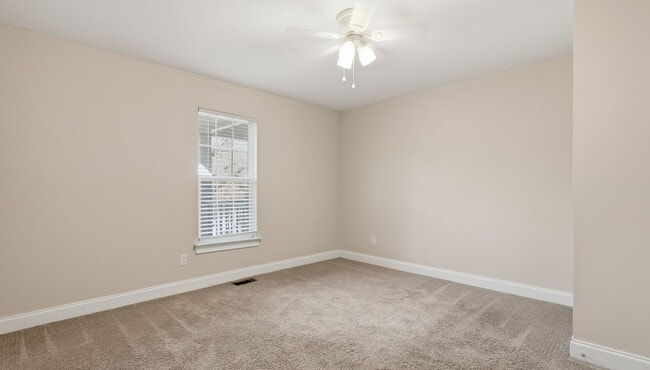 Building Photo - 3 Bedroom in North Chatt!