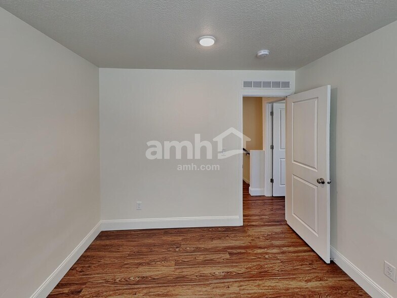 Building Photo - 2685 W 3290 S