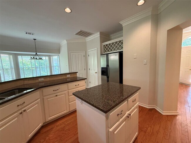 Building Photo - 5615 Shoal Creek Blvd
