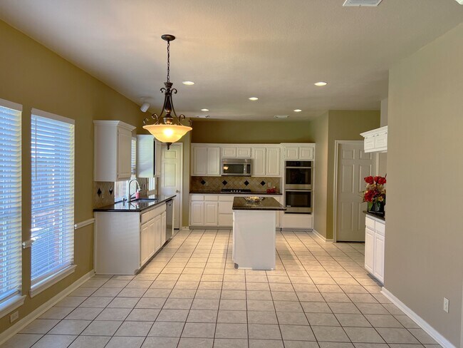 Building Photo - 16907 Ascot Meadow Dr