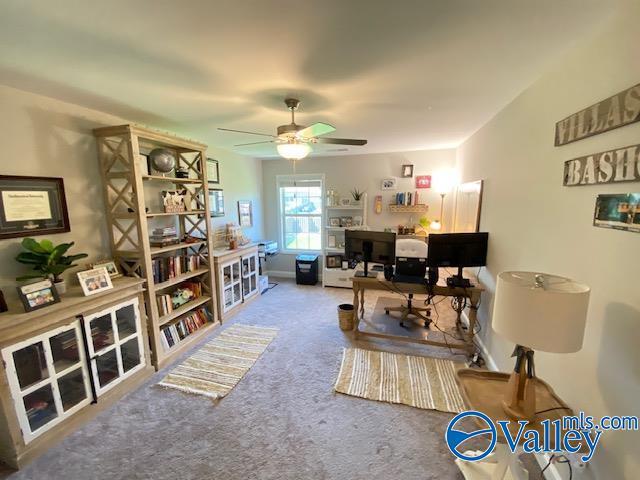 Building Photo - 2112 S Meadows Dr