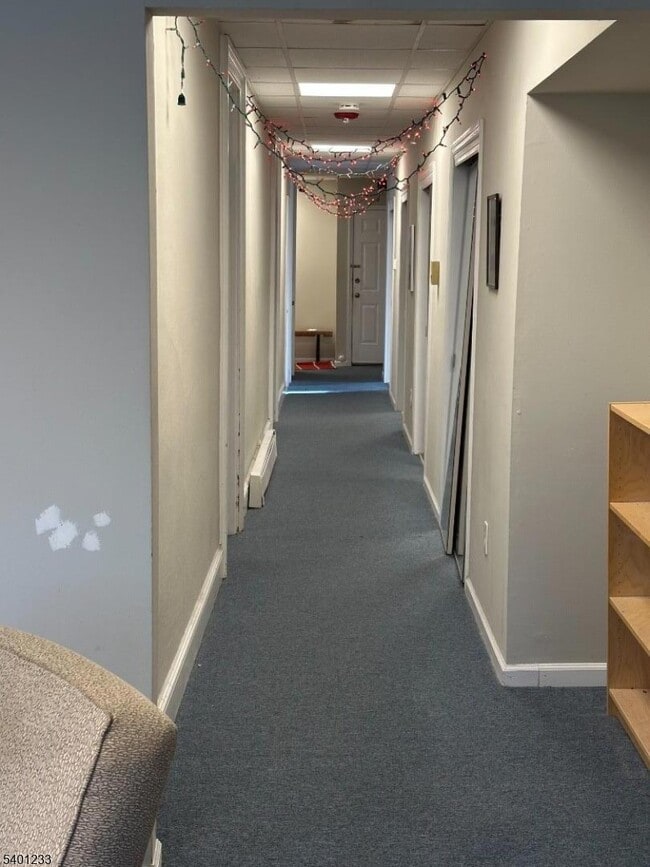 Building Photo - 17 Waverly Pl