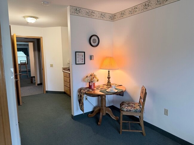 Building Photo - 161 Goehl Rd