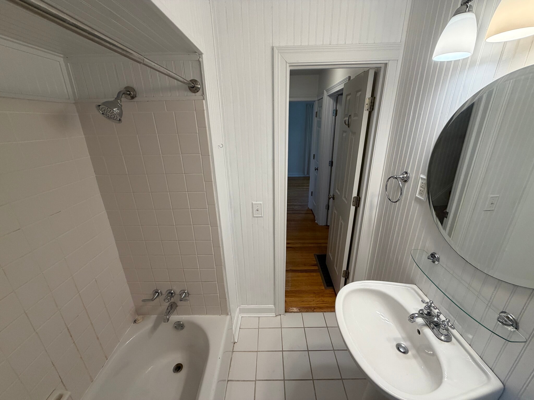 First Floor Bathroom - 2641 Vanderen Dr