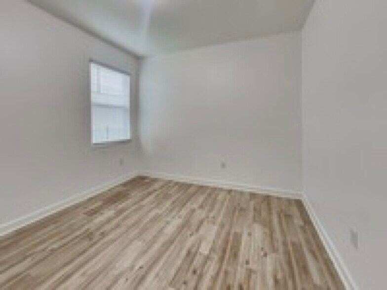 Building Photo - 1609 Sourwood Dr