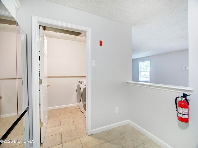 Building Photo - 18-4 Augusta Ct