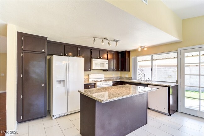 Building Photo - 5221 Percheron St