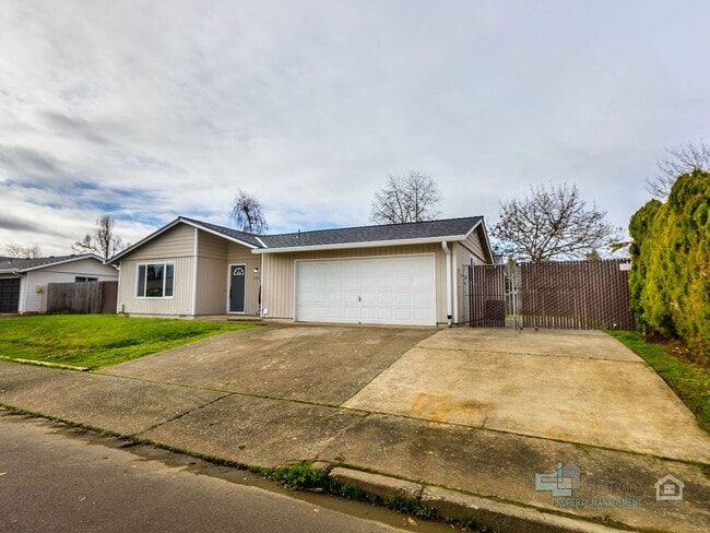 Building Photo - February Move-In Special: Charming 4-Bedroom Keizer Home Close to Everything