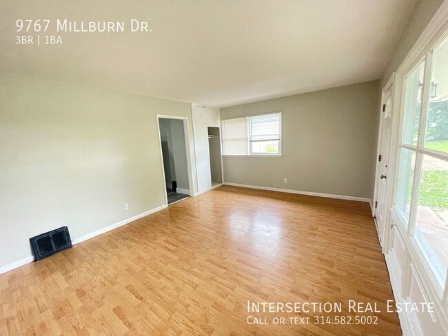 Building Photo - 9767 Millburn Dr