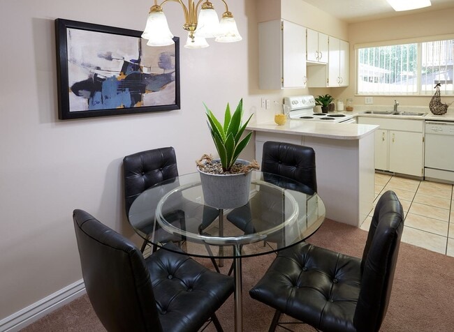 Building Photo - 1 Month Free! $0 application fee! 2 Bedroo...