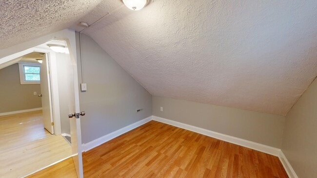 Building Photo - SPRING SPECIAL RENT REDUCTION - Clark/W.44 area: updated 3 bedroom/1 bath single family house.